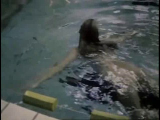 naked elena kondulainen under water - one hundred days before the order